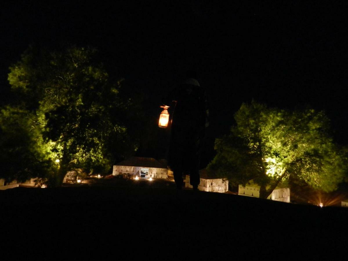 Prestigious Camp 호텔 메르주가 외부 사진